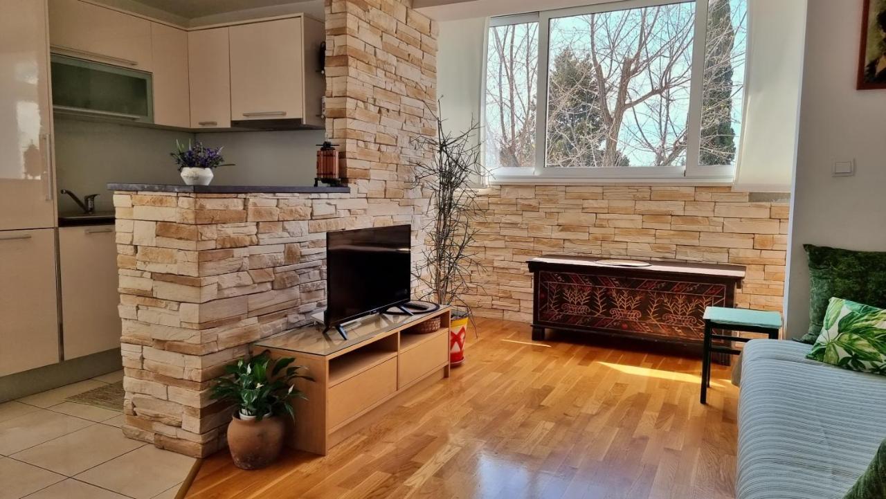 Apartment Tica أوميس المظهر الخارجي الصورة