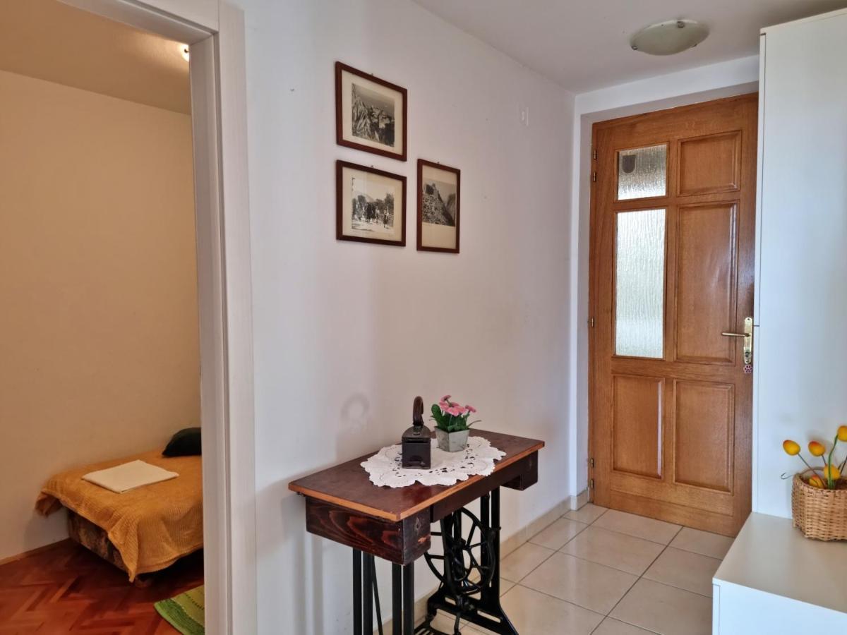 Apartment Tica أوميس المظهر الخارجي الصورة