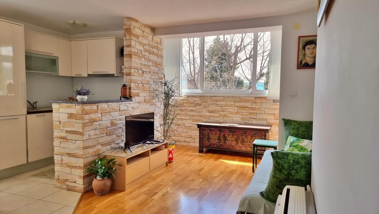 Apartment Tica أوميس المظهر الخارجي الصورة