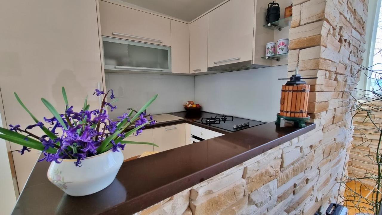 Apartment Tica أوميس المظهر الخارجي الصورة
