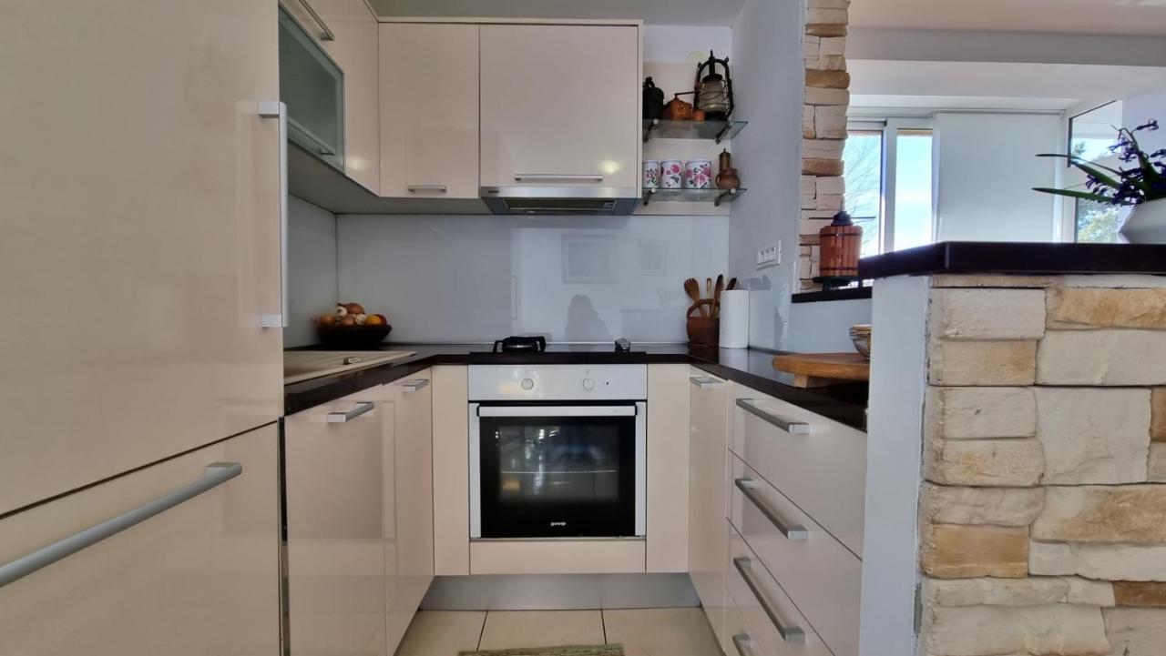 Apartment Tica أوميس المظهر الخارجي الصورة