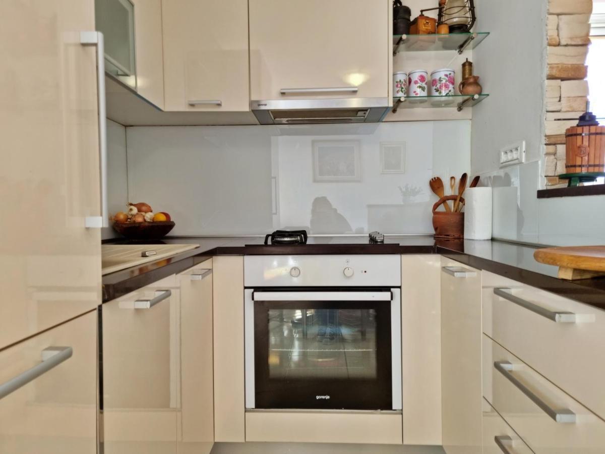 Apartment Tica أوميس المظهر الخارجي الصورة